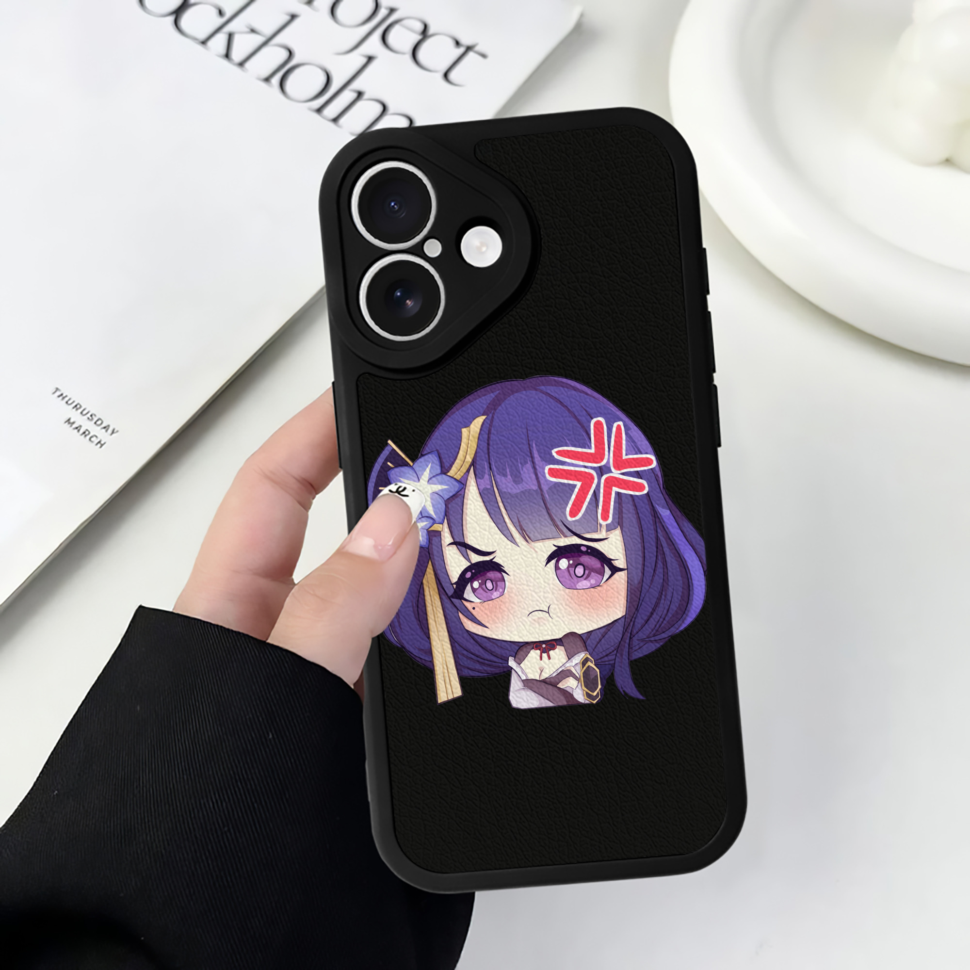 げんし神 雷電将軍 らいでんしょうぐん genshin Raiden Shogun 【iPhone 16シリーズ対応】シリコンスマホケース（レザー調） 材質：シリコン